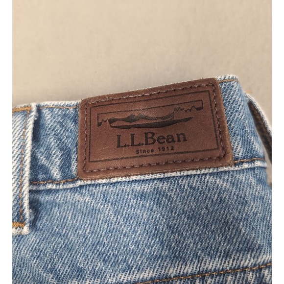 L.L. Bean Jeans Men's 37X32 1912 Standard Fit Pants - Picture 3 of 10